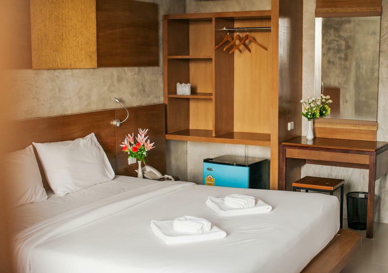 บีทู จอมเทียน พัทยา บูทิก แอนด์ บัดเจ็ต โฮเทล Hotel Pattaya ภายนอก รูปภาพ